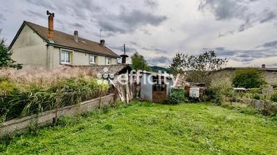 Maison - 130 m² - 8 pièces