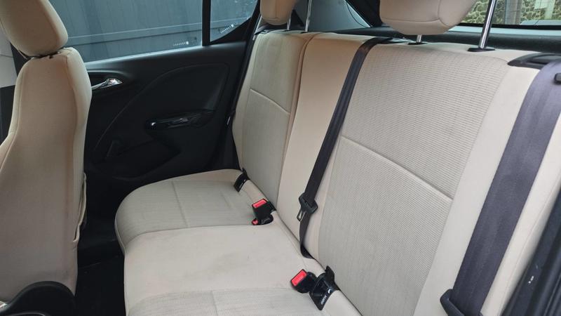 Opel Corsa V 1.4 90 Enjoy