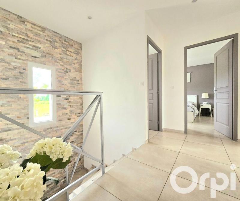 Maison - 171 m² - 5 pièces