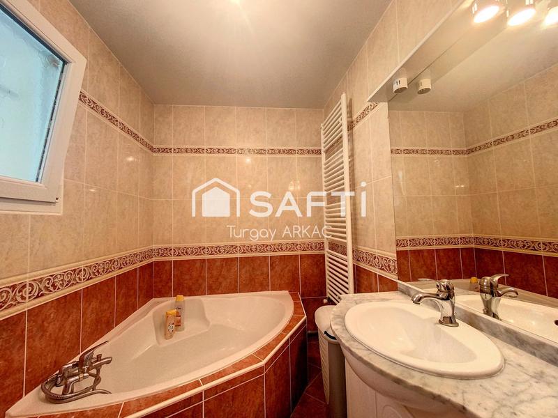 Maison - 142 m² - 7 pièces