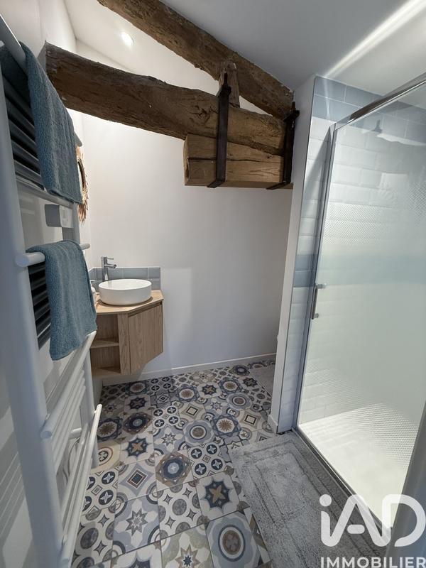 Maison - 193 m² - 9 pièces