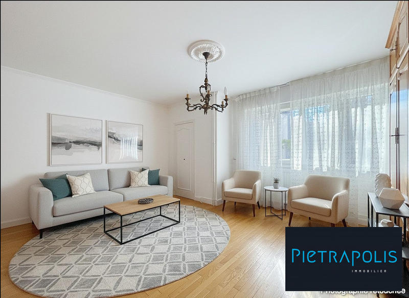 Appartement - 75 m² - 3 pièces