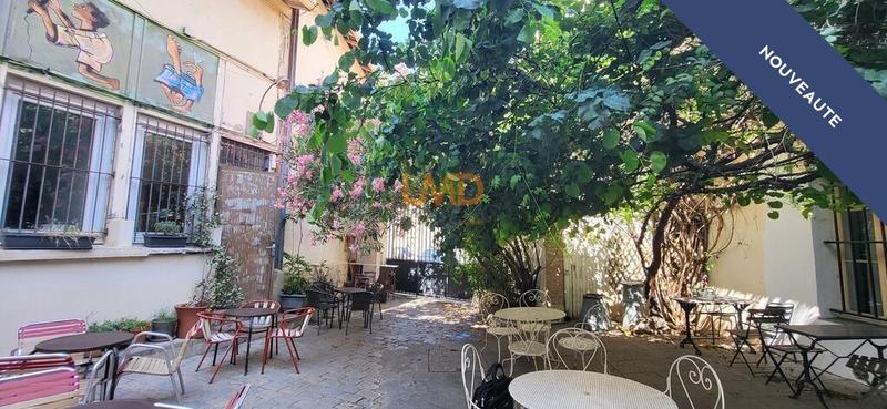 Immeuble - 1 345 m² - 20 pièces