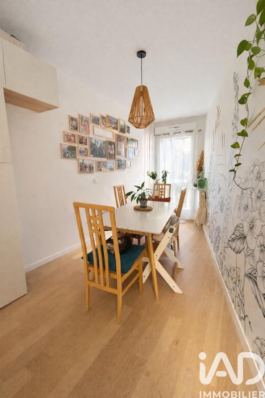 Appartement - 75 m² - 3 pièces
