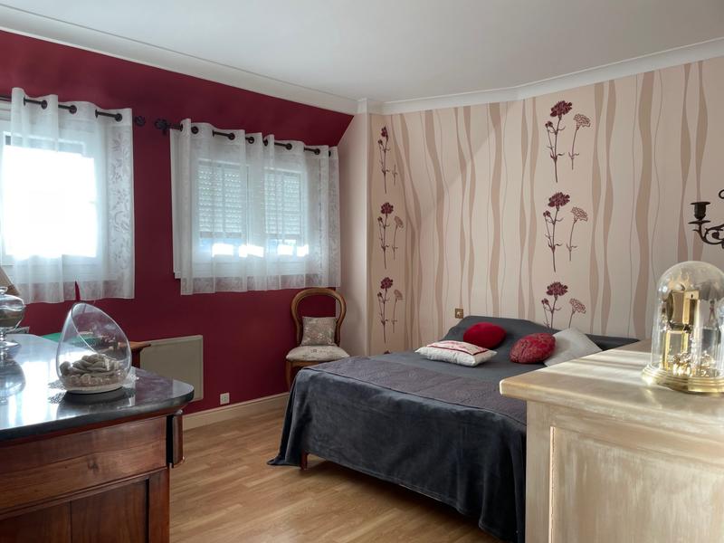 Maison traditionnelle - 105 m² - 5 pièces