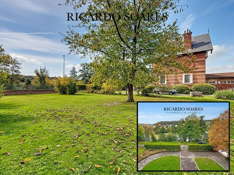 Demeure - 219 m² - 10 pièces