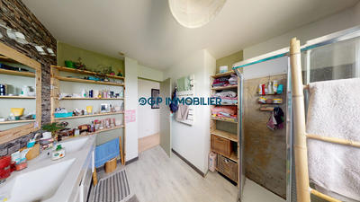 Maison ancienne - 210 m² - 8 pièces