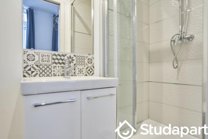 Chambre - 13 m² - 1 pièce