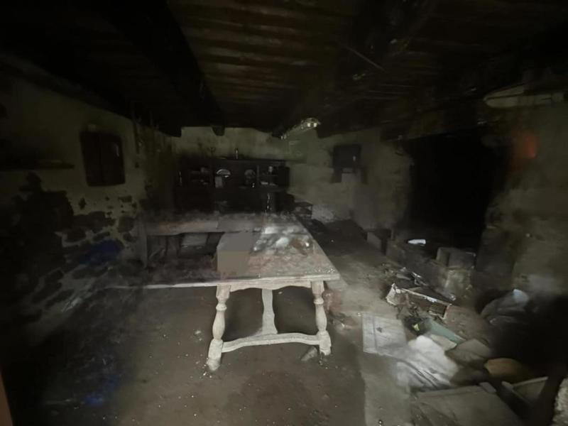 Maison - 220 m² - 6 pièces