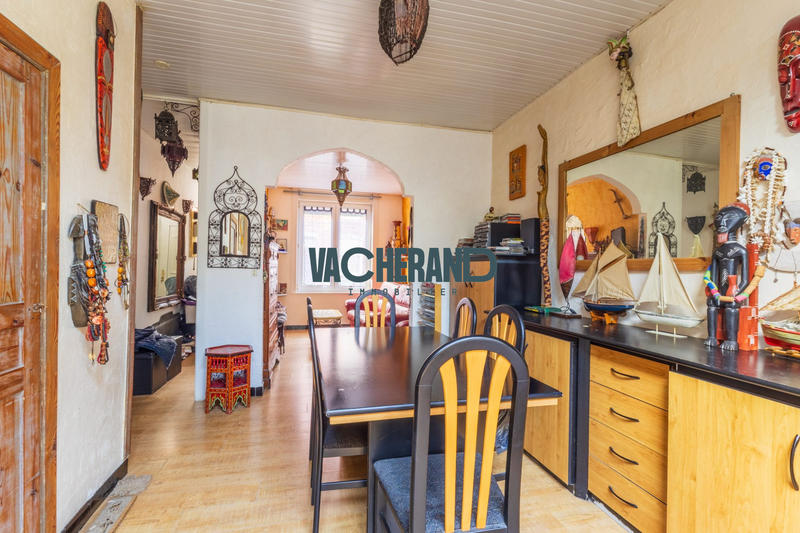 Maison - 96 m² - 5 pièces