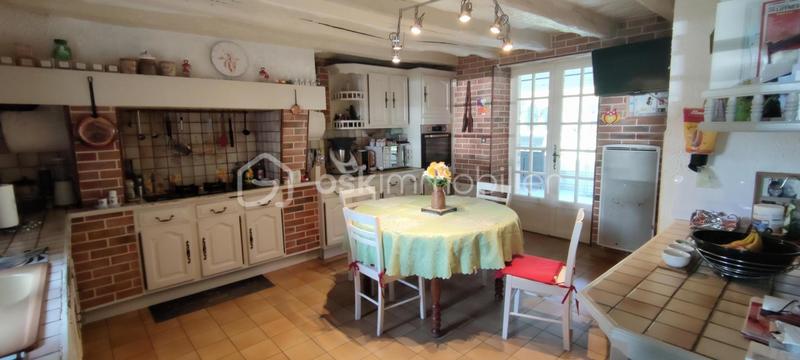 Propriété - 179 m² - 5 pièces