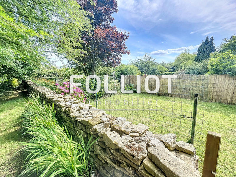 Maison - 225 m² - 10 pièces