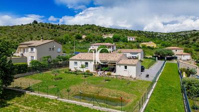 Maison - 84 m² - 4 pièces