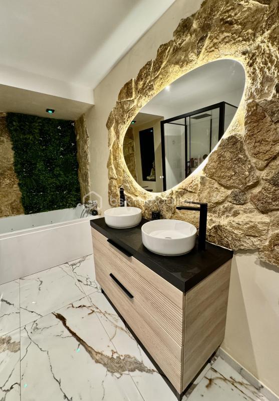 Duplex - 121 m² - 6 pièces