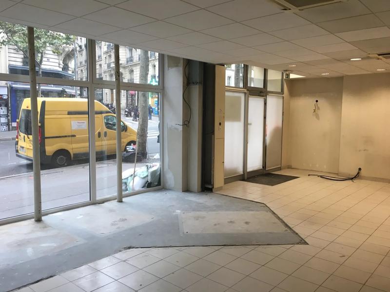 Local commercial - 121 m²
