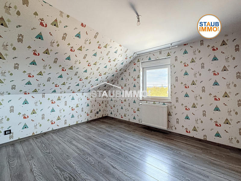 Maison - 95 m² - 5 pièces