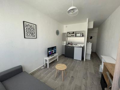 Studio - 16 m² - 1 pièce
