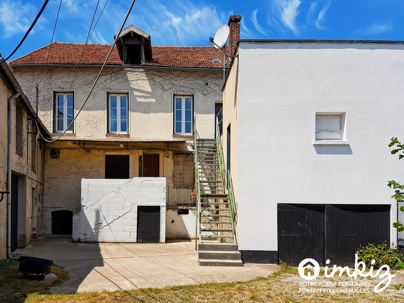 Maison - 532 m² - 10 pièces