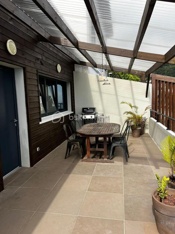 Propriété - 167 m² - 4 pièces