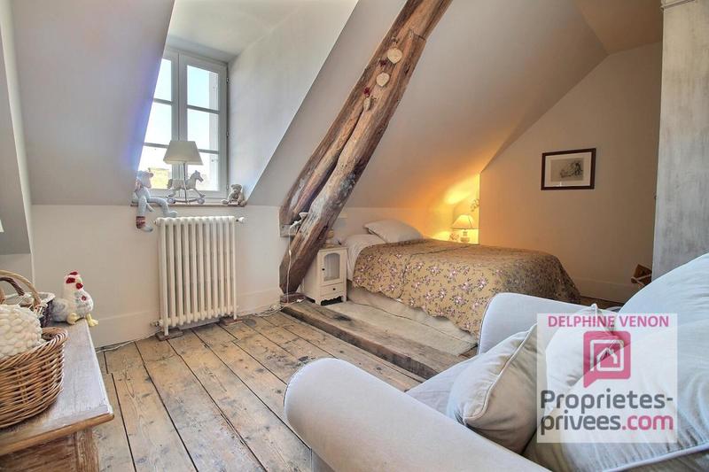 Propriété - 281 m² - 8 pièces