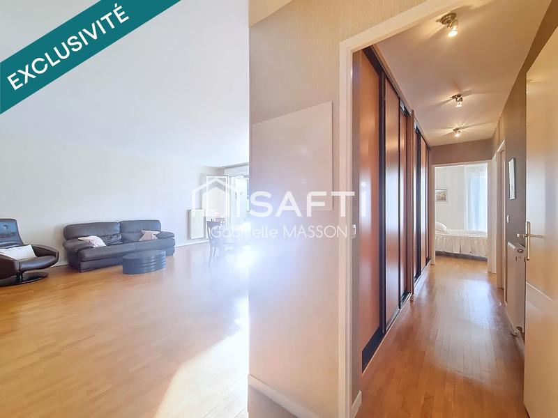 Appartement - 99 m² - 5 pièces
