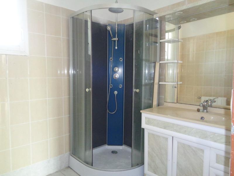 Maison - 223 m² - 9 pièces