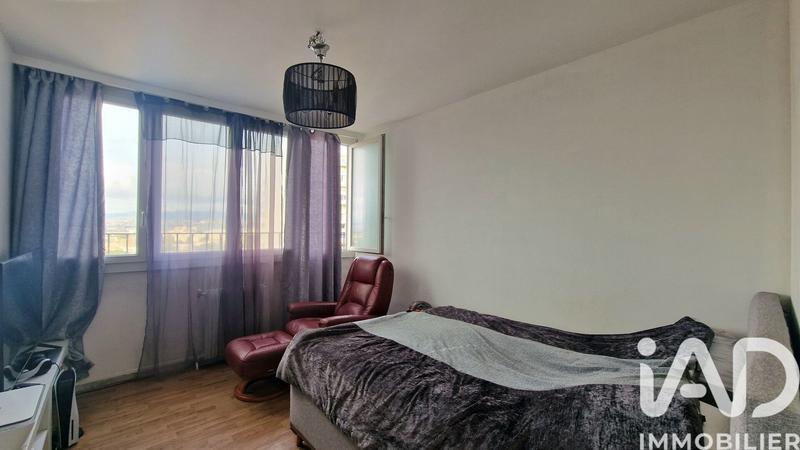 Appartement - 98 m² - 4 pièces