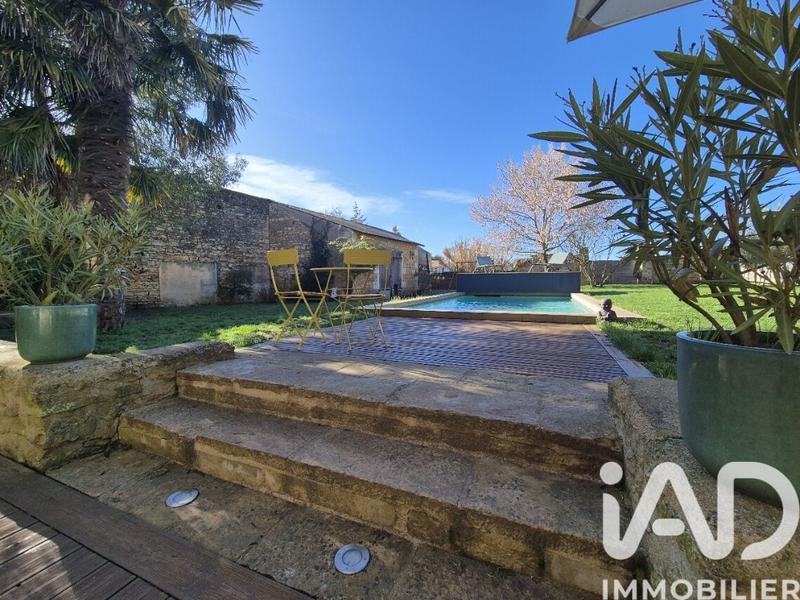 Maison - 291 m² - 10 pièces