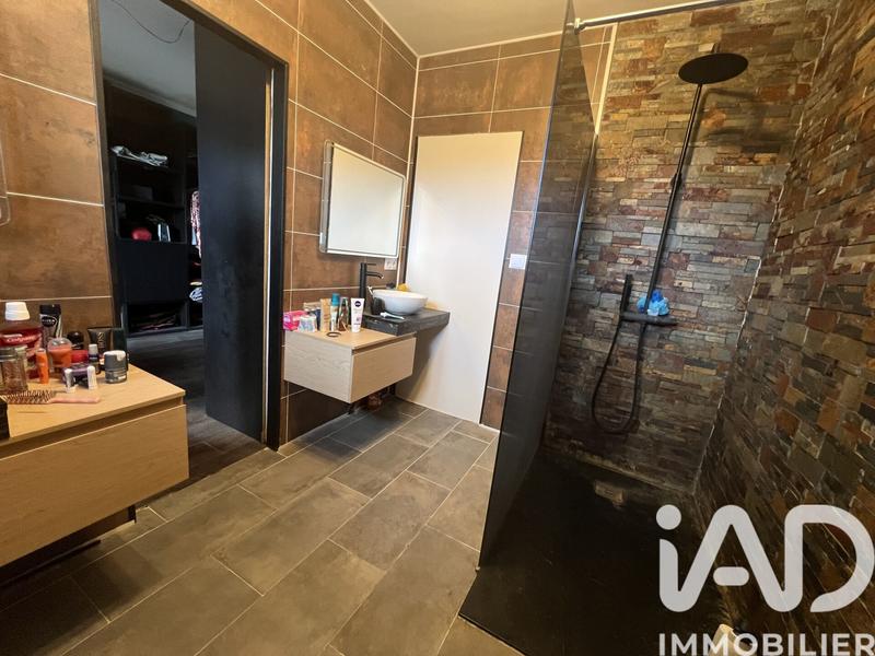 Maison - 174 m² - 5 pièces