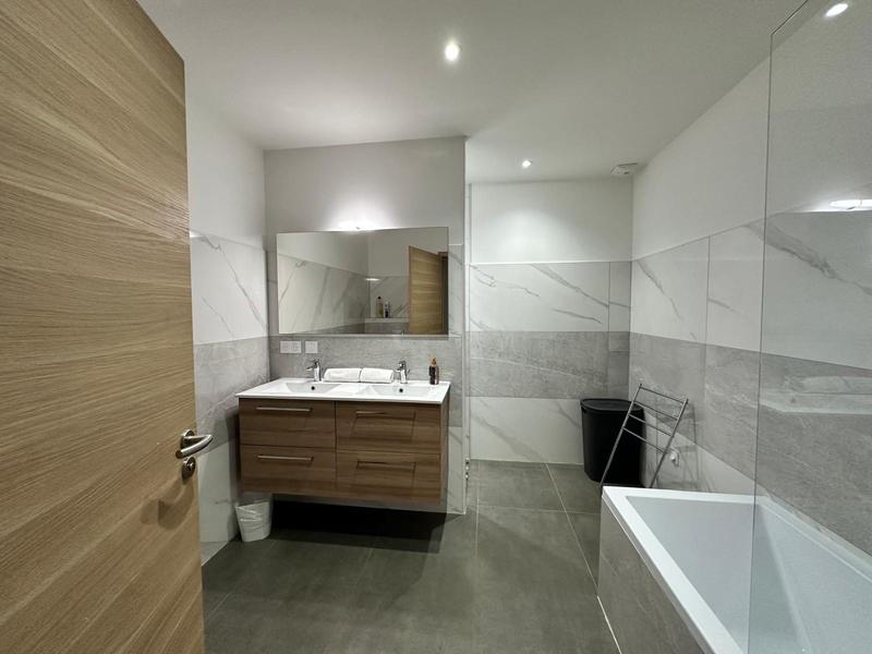 Maison - 141 m² - 5 pièces