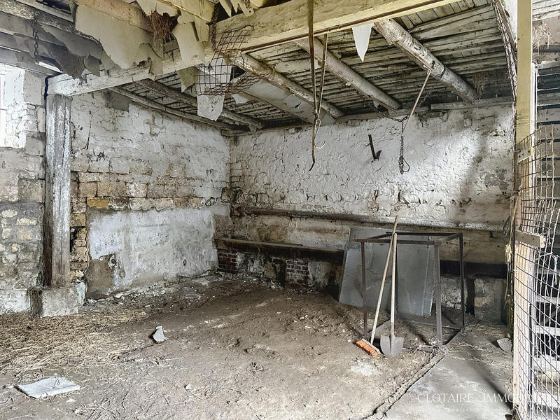 Ferme - 750 m² - 5 pièces