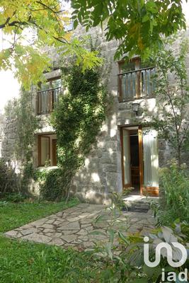 Appartement - 98 m² - 4 pièces