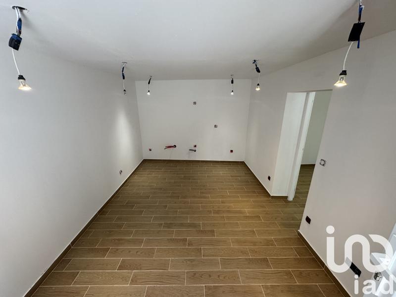 Maison - 202 m² - 6 pièces