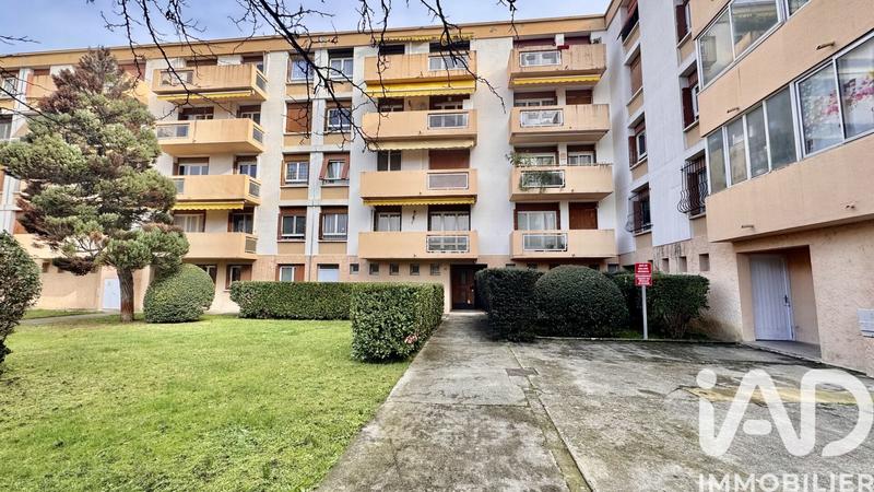 Appartement - 72 m² - 3 pièces