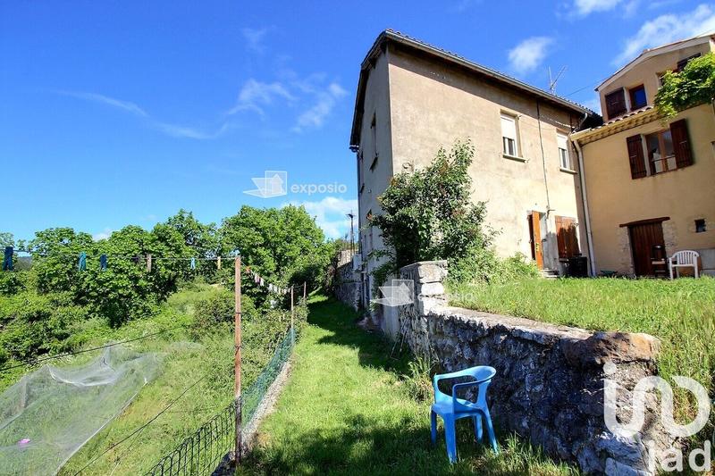 Maison de village - 110 m² - 4 pièces