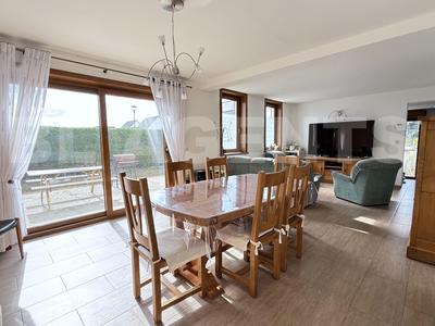 Maison - 122 m² - 5 pièces
