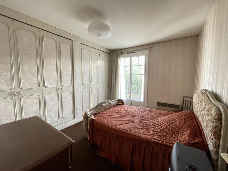 Maison traditionnelle - 160 m² - 8 pièces