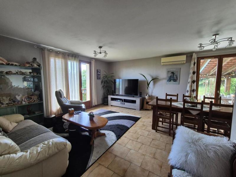 Maison - 172 m² - 6 pièces