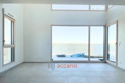 Appartement - 95 m² - 4 pièces