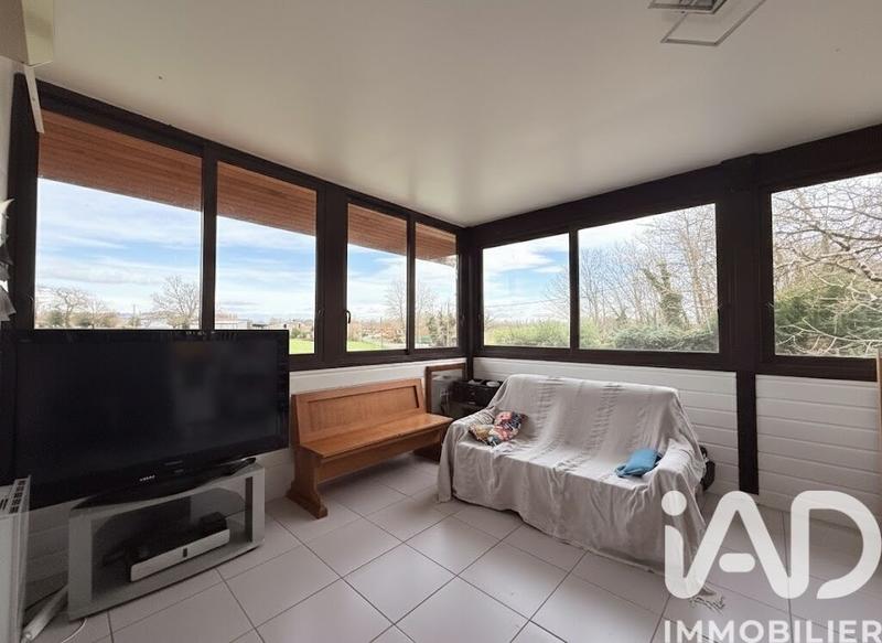 Maison - 242 m² - 9 pièces