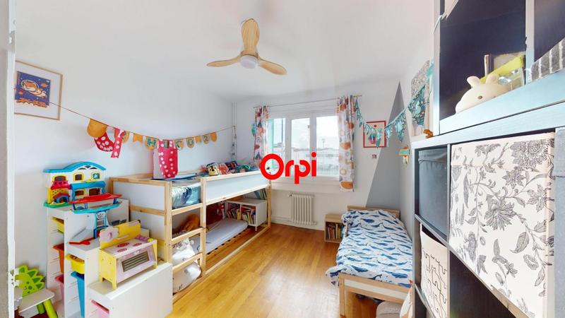 Appartement - 75 m² - 4 pièces