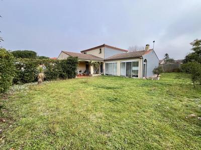 Maison - 156 m² - 6 pièces