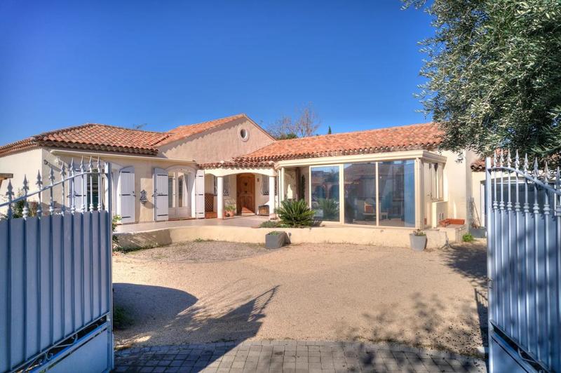 Villa - 115 m² - 4 pièces