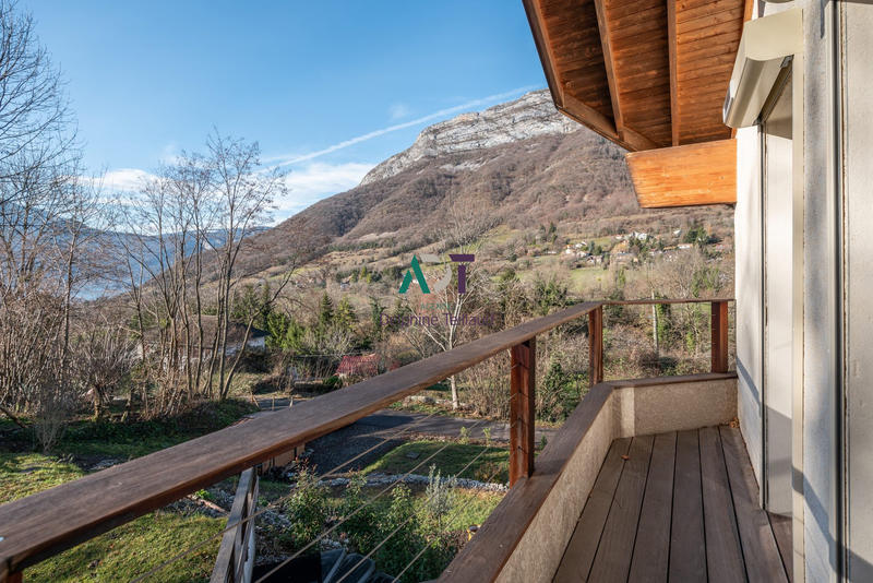 Maison - 158 m² - 6 pièces