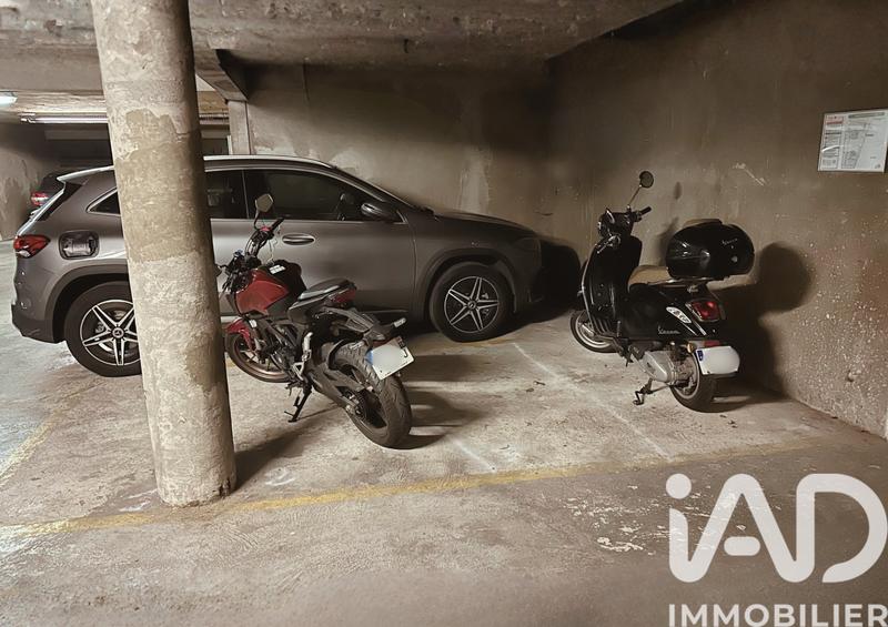 Parking - 12 m²