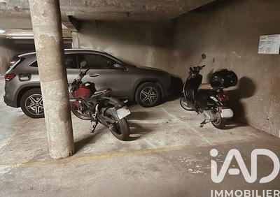 Parking - 12 m²