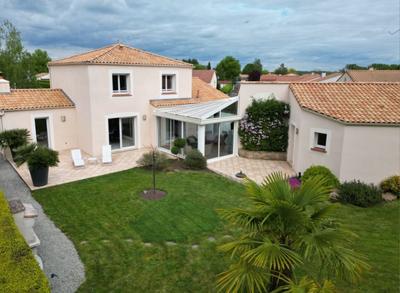 Maison - 152 m² - 5 pièces