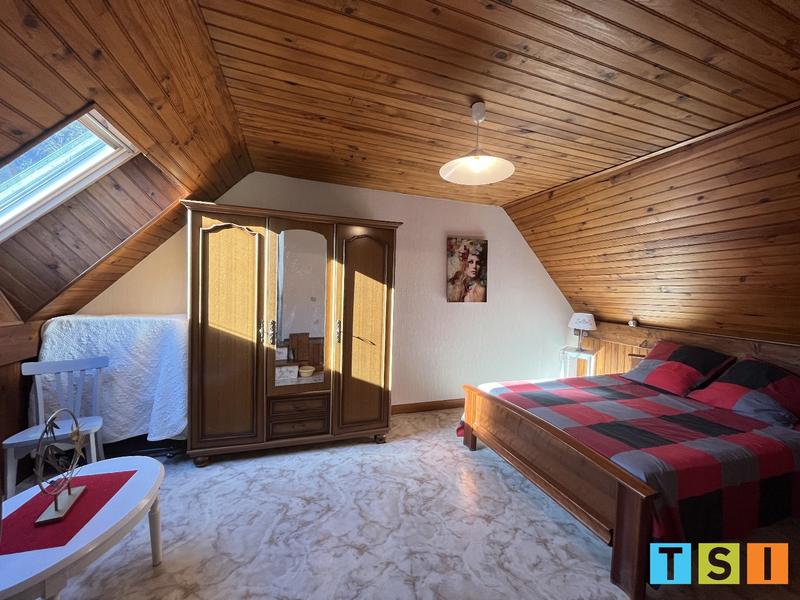 Maison - 260 m² - 12 pièces