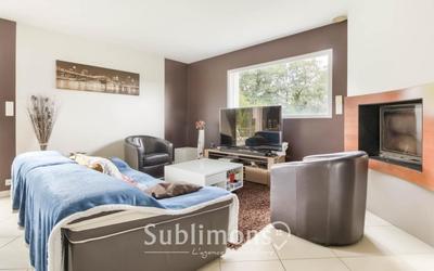 Maison traditionnelle - 124 m² - 6 pièces