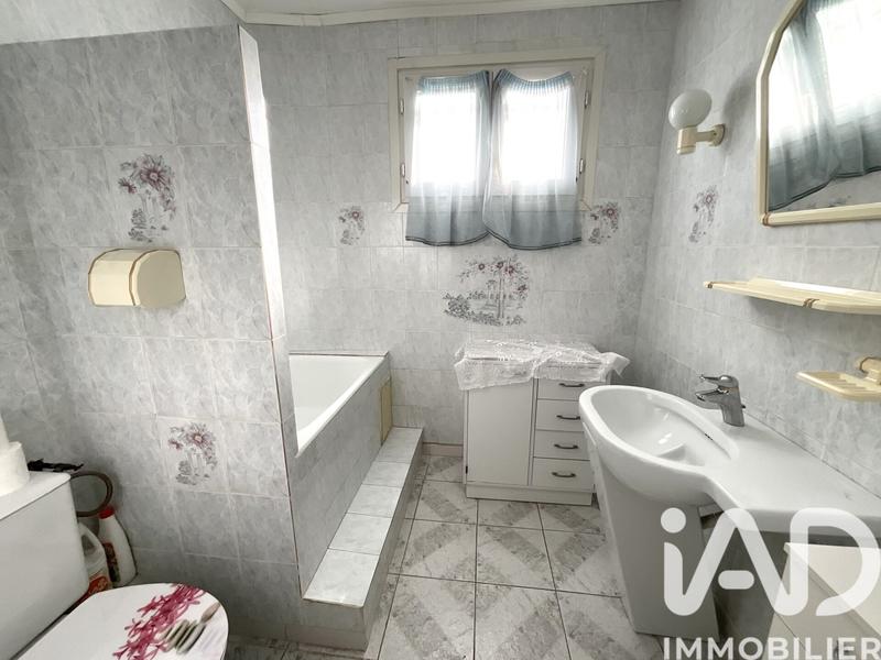 Maison - 398 m² - 11 pièces